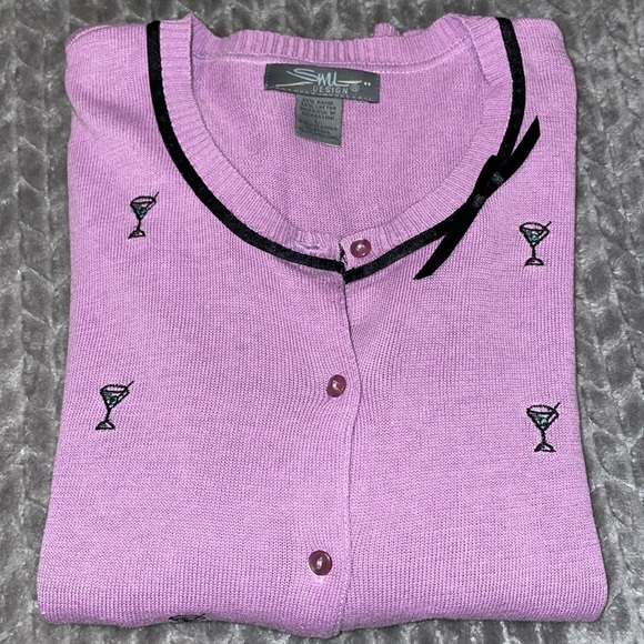 SML Design 3/4 Sleeve Button Down Sweater with Martini Glass Embroidered Design. - Picture 1 of 10